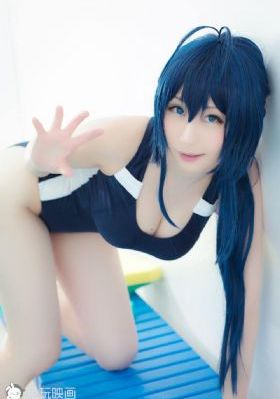 狗日美女b_4K在线观看