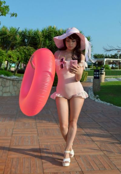 女邻居的大乳中文字幕电影_BD英语高清视频观看